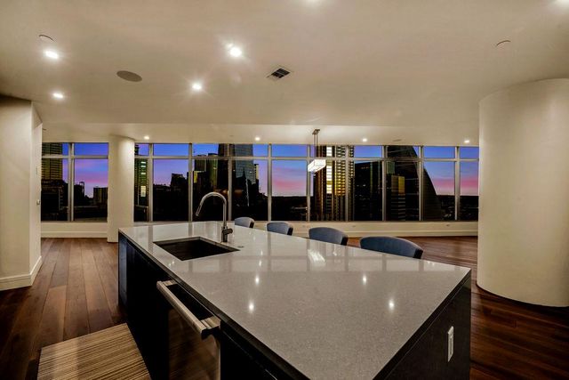 501 West Ave 2303, Austin, TX 78701