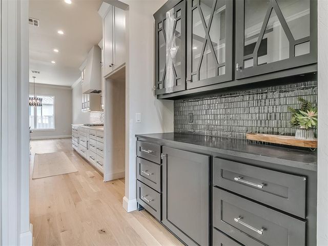 3200 Gold Finch Drive, Edmond, OK 73012