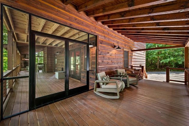 186 Snake Nation Trail, Blue Ridge, GA 30513