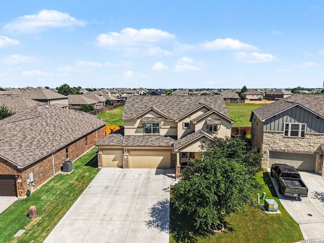 1382 Shadow Rock, New Braunfels, TX 78130
