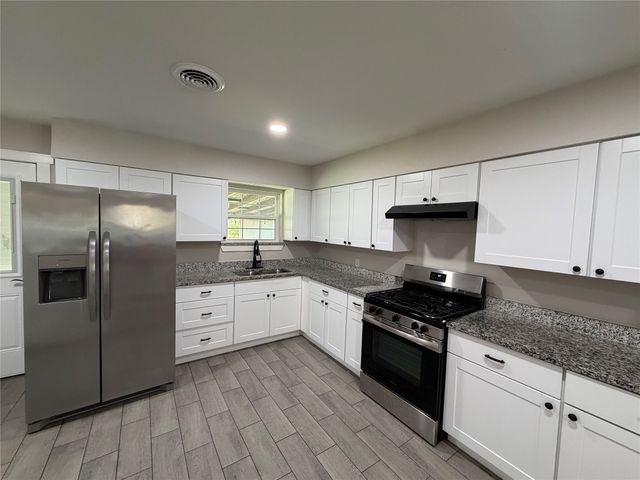 7825 Dugan Street, Dallas, TX 75217