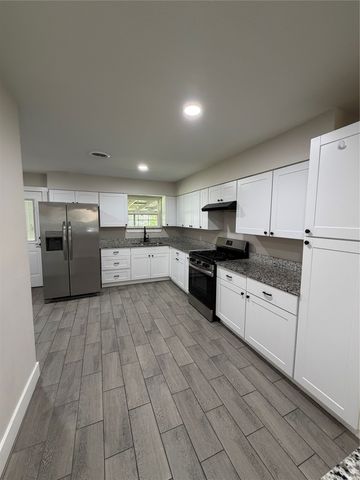 7825 Dugan Street, Dallas, TX 75217