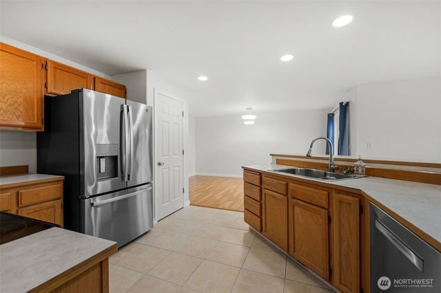 10714 59th Drive NE, Marysville, WA 98270