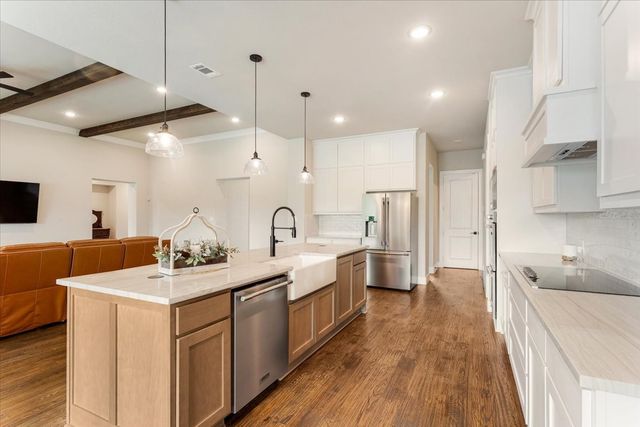 1080 Julian Drive, Van Alstyne, TX 75495