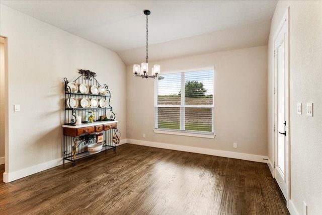 1080 Julian Drive, Van Alstyne, TX 75495