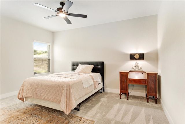 1080 Julian Drive, Van Alstyne, TX 75495