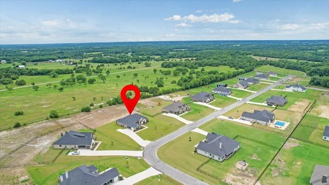 1080 Julian Drive, Van Alstyne, TX 75495