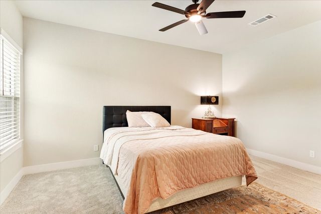 1080 Julian Drive, Van Alstyne, TX 75495