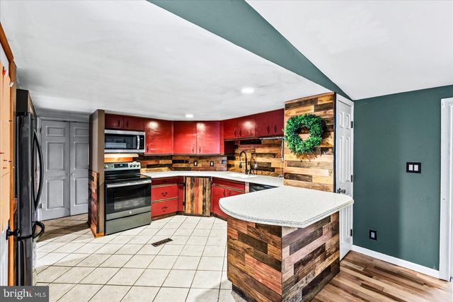 312 TIMBER TRL, Spotsylvania, VA 22551