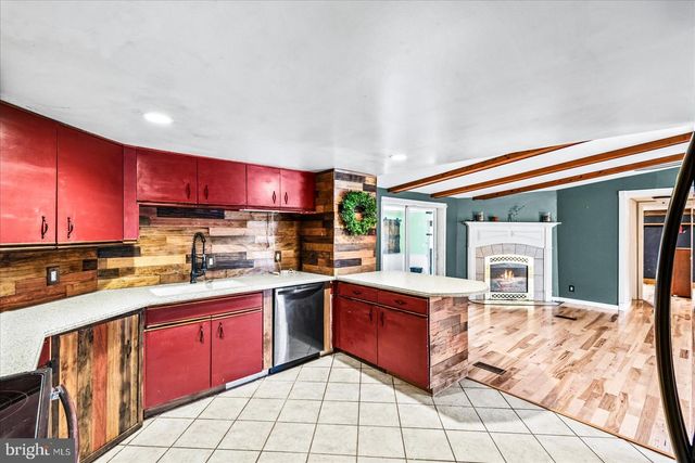 312 TIMBER TRL, Spotsylvania, VA 22551