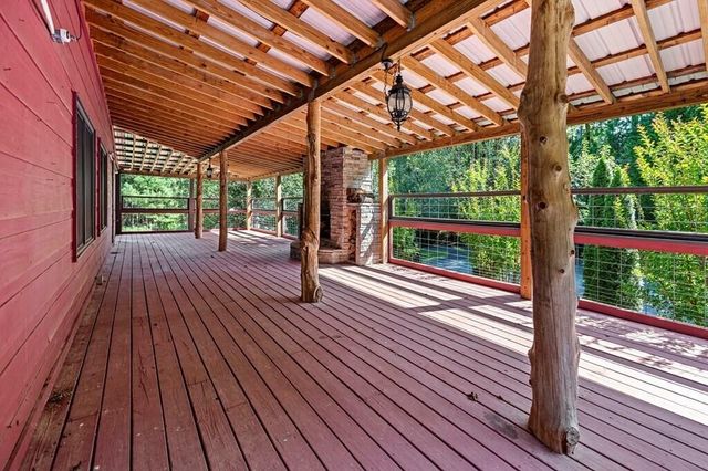 271 Postelle Road, Copperhill, TN 37317