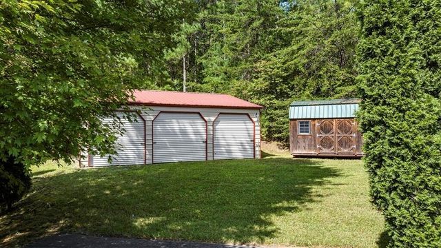 271 Postelle Road, Copperhill, TN 37317