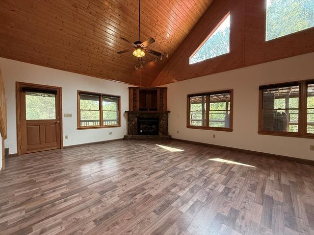 271 Postelle Road, Copperhill, TN 37317