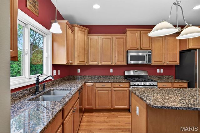 125 Carnoustie Court, St Charles, MO 63301