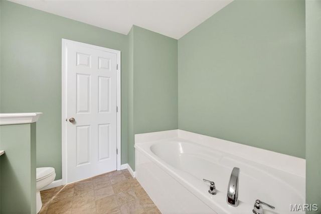 125 Carnoustie Court, St Charles, MO 63301