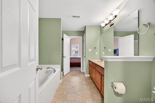 125 Carnoustie Court, St Charles, MO 63301