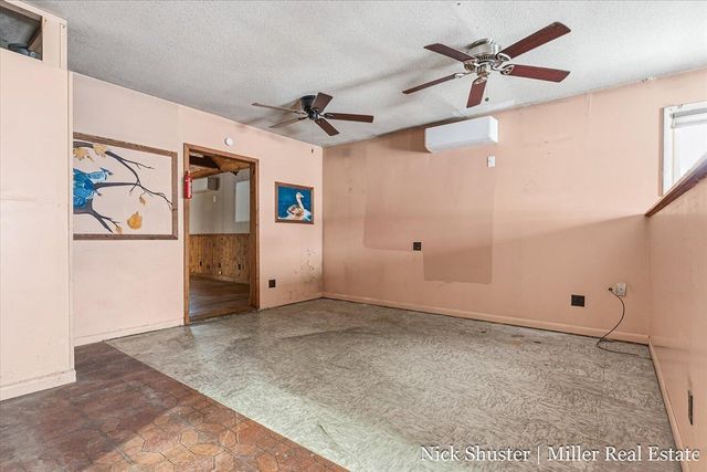 414 W State Road, Hastings, MI 49058