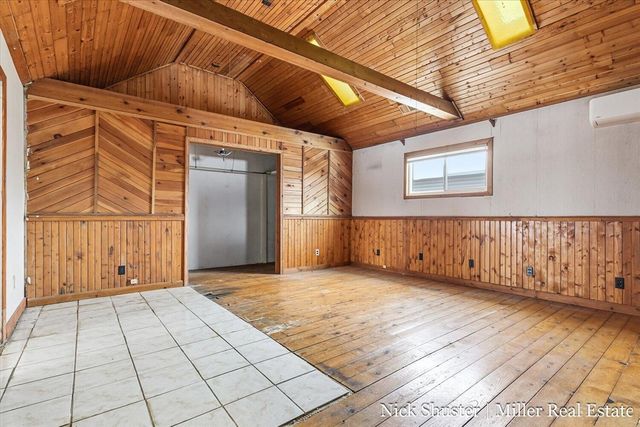 414 W State Road, Hastings, MI 49058