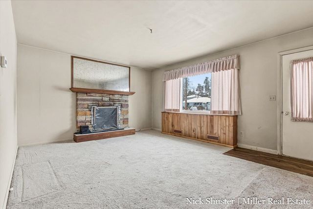 414 W State Road, Hastings, MI 49058