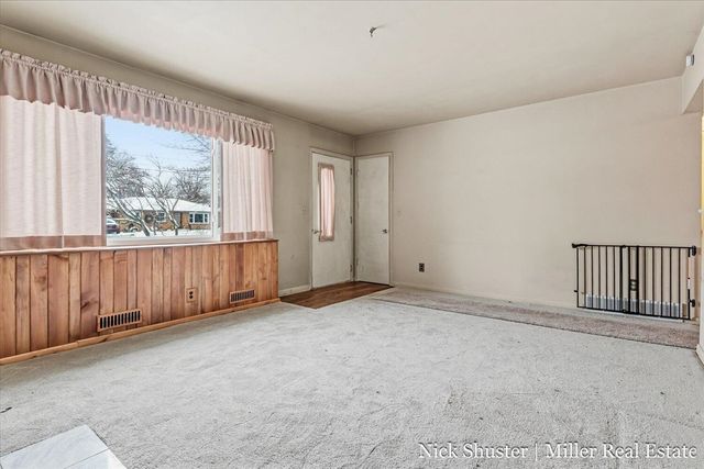 414 W State Road, Hastings, MI 49058