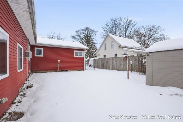 414 W State Road, Hastings, MI 49058