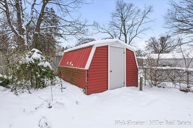 414 W State Road, Hastings, MI 49058