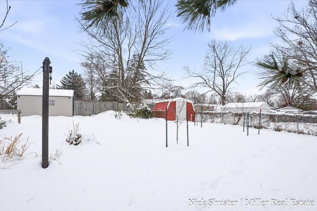 414 W State Road, Hastings, MI 49058