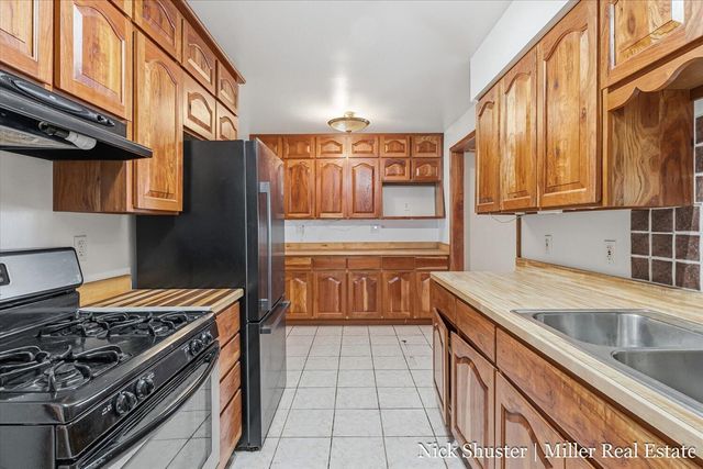 414 W State Road, Hastings, MI 49058