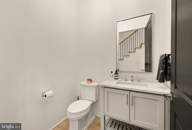 7613 GLENBROOK RD, Bethesda, MD 20814