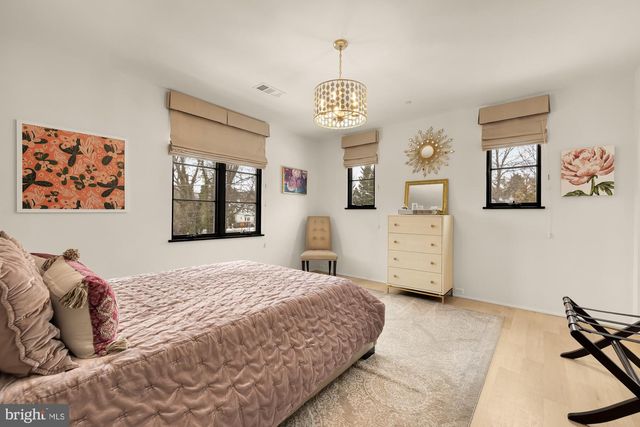 7613 GLENBROOK RD, Bethesda, MD 20814