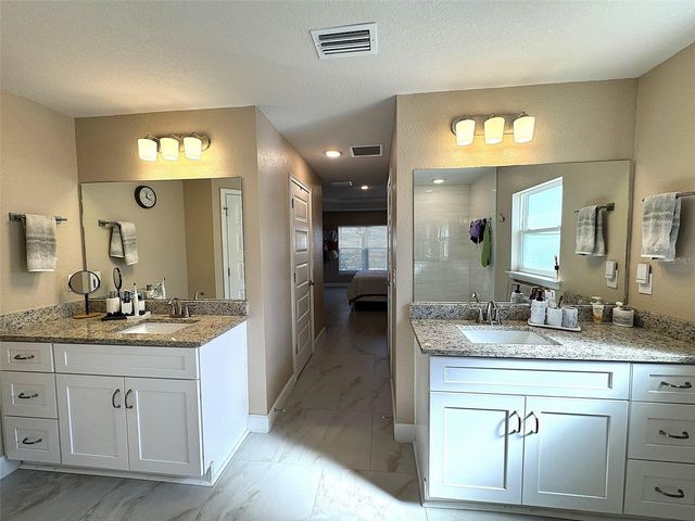 9097 SE 48TH COURT ROAD, Ocala, FL 34480