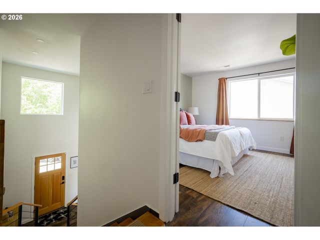 4360 Sw PLUMERIA Way, Beaverton, OR 97078