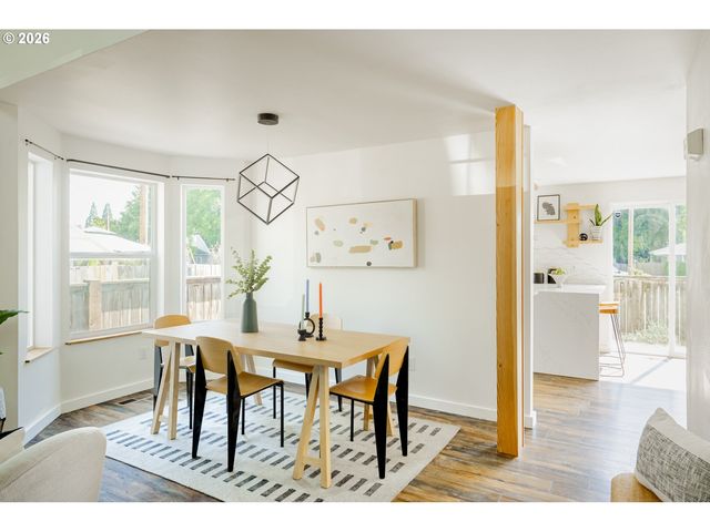 4360 Sw PLUMERIA Way, Beaverton, OR 97078