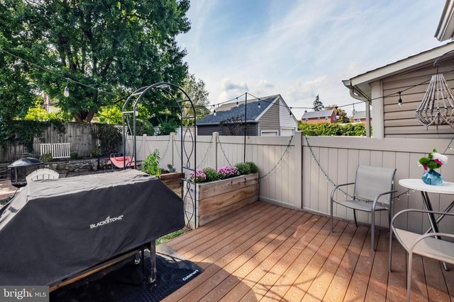 164 WOODBINE RD, Havertown, PA 19083