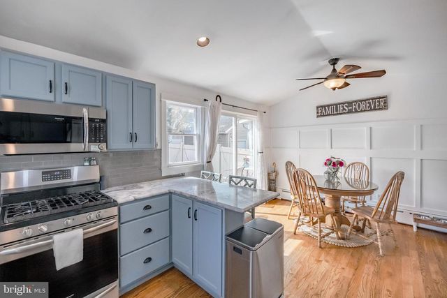 164 WOODBINE RD, Havertown, PA 19083