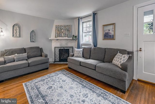 164 WOODBINE RD, Havertown, PA 19083