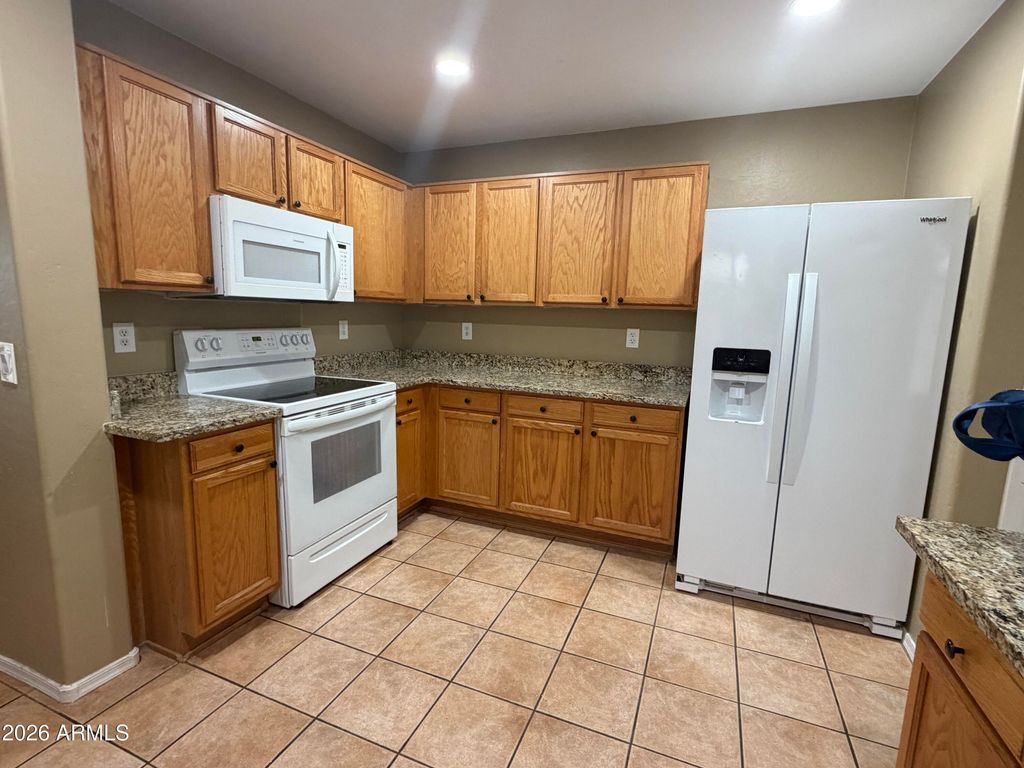 2337 E 39TH Avenue, Apache Junction, AZ 85119 — photo 3