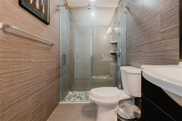 11320 NW 35th Ct B, Coral Springs, FL 33065