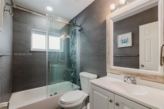 11320 NW 35th Ct B, Coral Springs, FL 33065