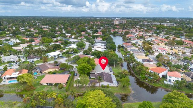 11320 NW 35th Ct B, Coral Springs, FL 33065