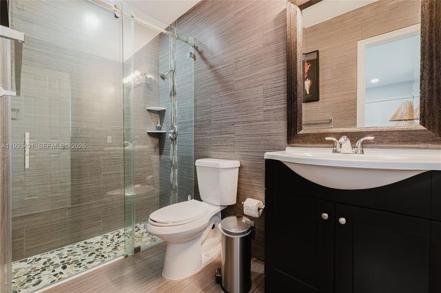 11320 NW 35th Ct B, Coral Springs, FL 33065