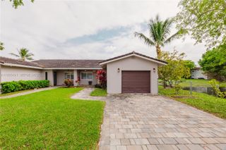11320 NW 35th Ct B, Coral Springs, FL 33065