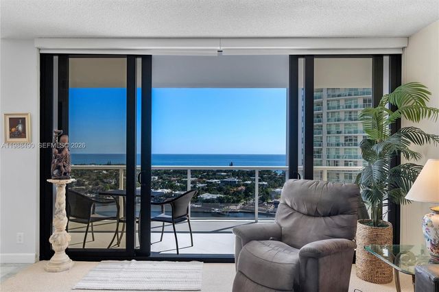 20281 E Country Cub Drive 1712, Aventura, FL 33180