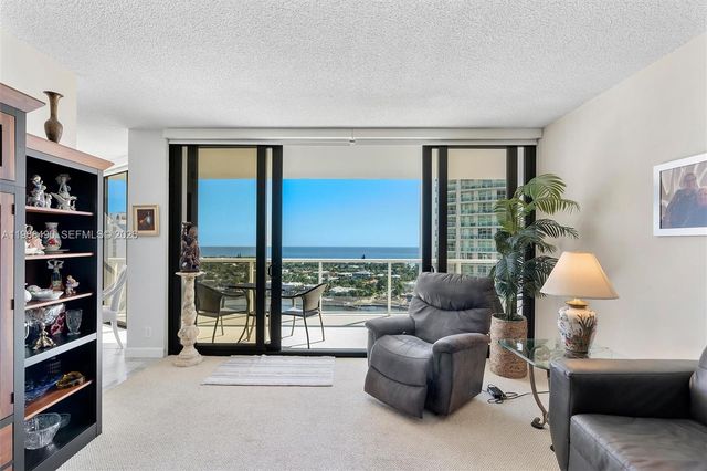 20281 E Country Cub Drive 1712, Aventura, FL 33180