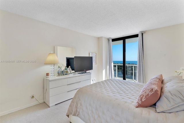 20281 E Country Cub Drive 1712, Aventura, FL 33180