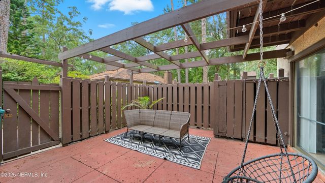 10441 BIGTREE Circle W, Jacksonville, FL 32257