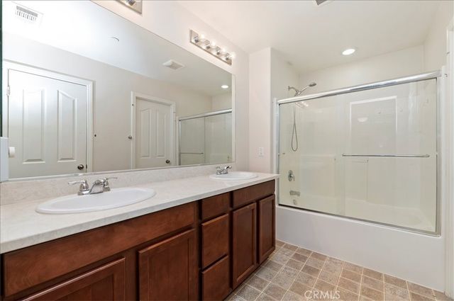 18394 Damiana, San Bernardino, CA 92407