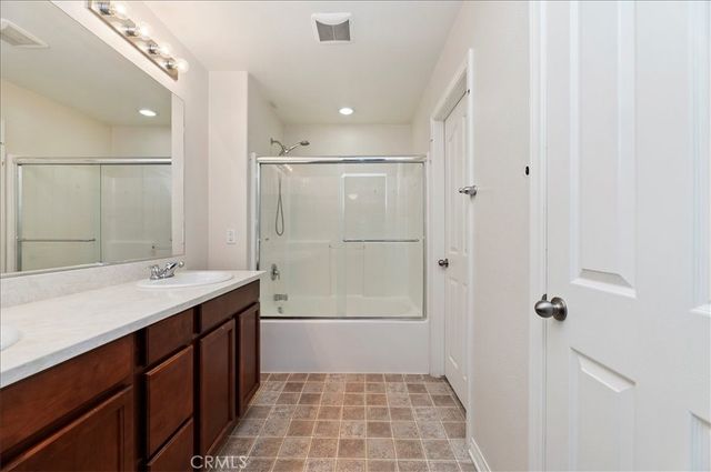 18394 Damiana, San Bernardino, CA 92407
