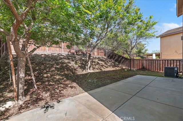 18394 Damiana, San Bernardino, CA 92407