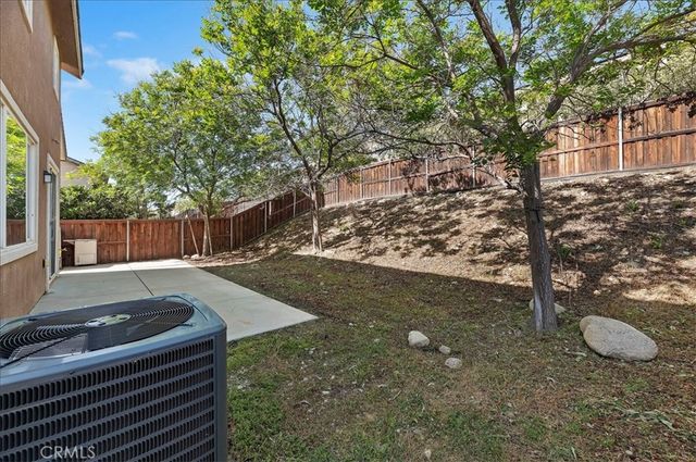 18394 Damiana, San Bernardino, CA 92407